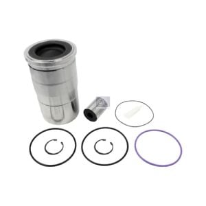 PISTON WITH LINER